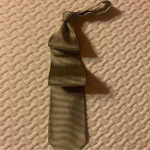 Bachrach Men’s Fashion Dress Necktie in Horizontal Gold & Black